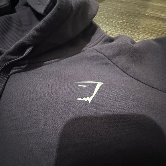 Gymshark cropped hoodie - Picture 2 of 3